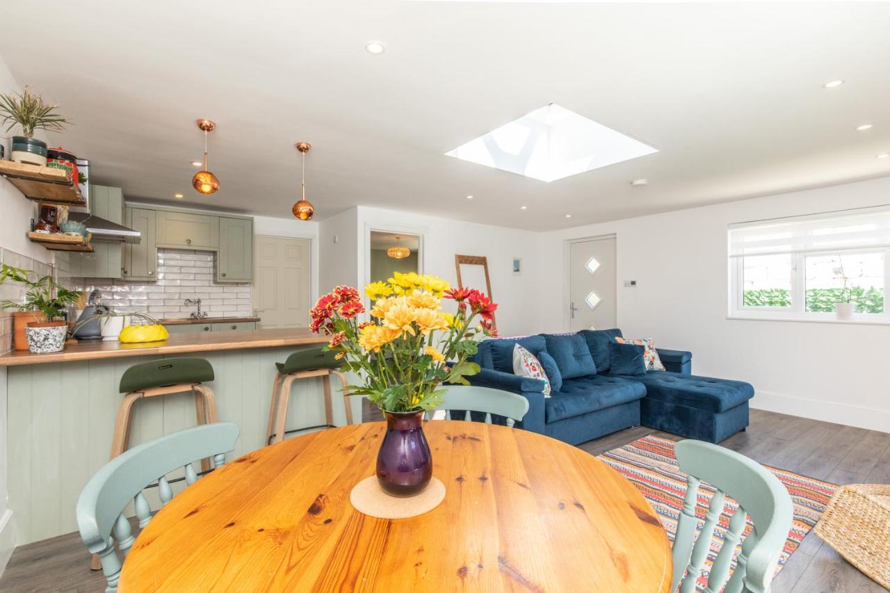 Beach, Hills, Food, Scenic Walks-The Kelp House. Peacehaven Exterior foto