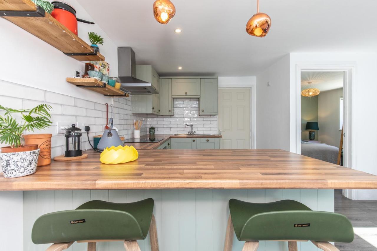 Beach, Hills, Food, Scenic Walks-The Kelp House. Peacehaven Exterior foto